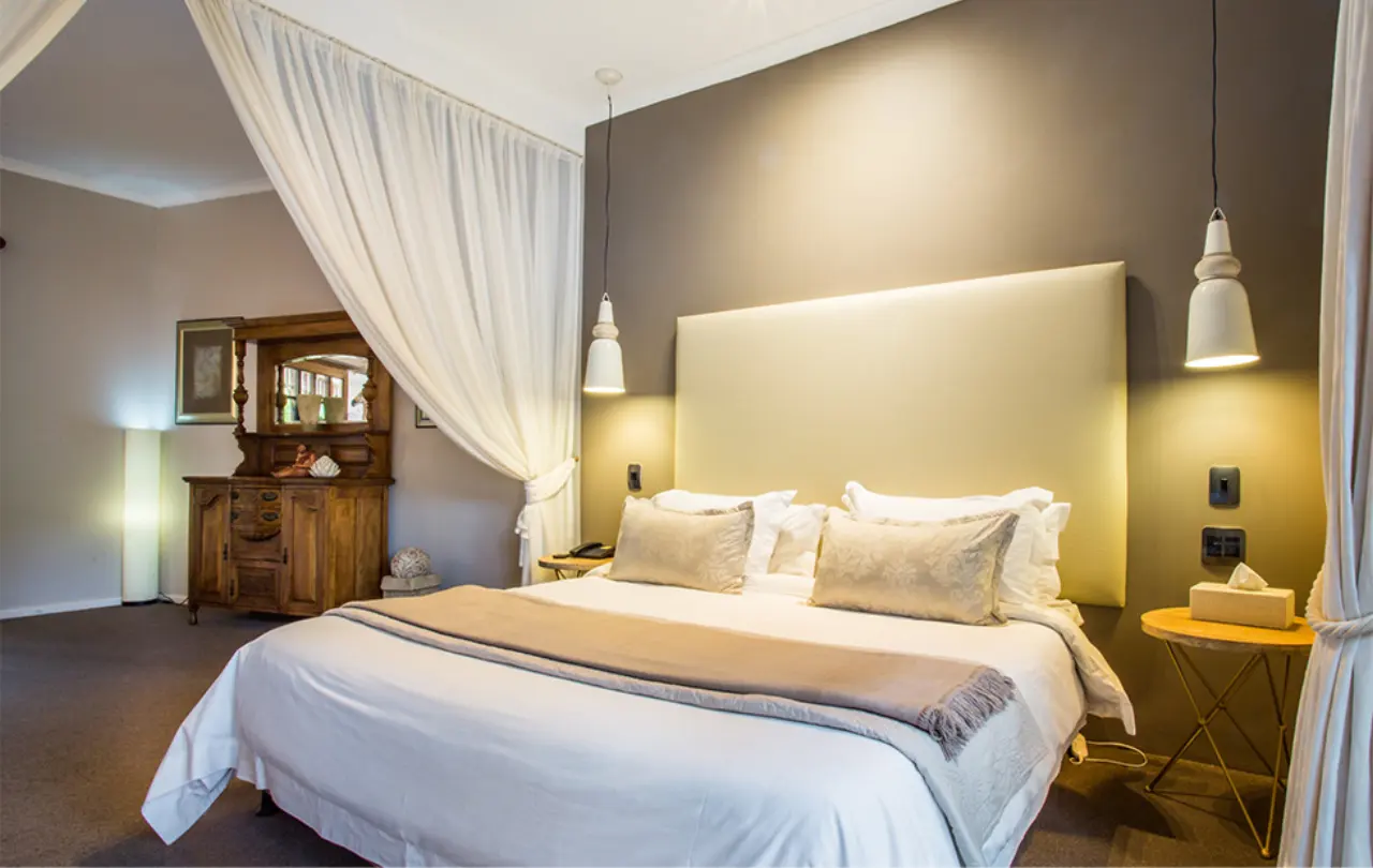 Honeymoon Suite at Hlangana Lodge